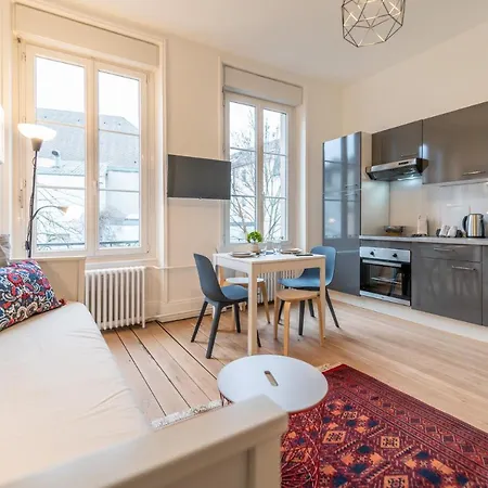 Les Suites Schuman - Hyper Centre - Gare - Fibre - Rbnb Appartement *