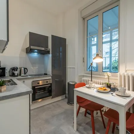 Les Suites Schuman - Hyper Centre - Gare - Fibre - Rbnb Appartement