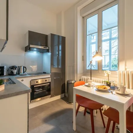 Les Suites Schuman - Hyper Centre - Gare - Fibre - Rbnb Appartement *