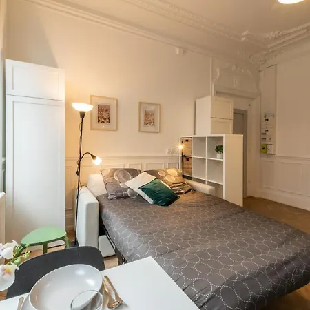 Appartement Les Suites Schuman - Hyper Centre - Gare - Fibre - Rbnb