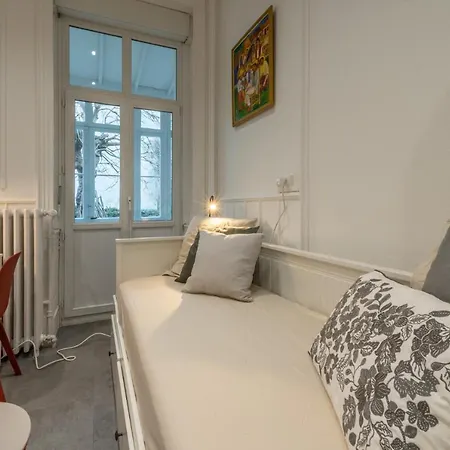 Appartement Les Suites Schuman - Hyper Centre - Gare - Fibre - Rbnb Mulhouse