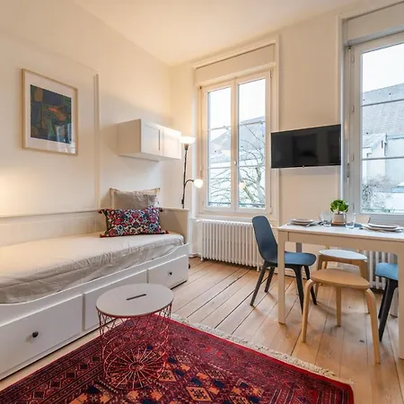 Les Suites Schuman - Hyper Centre - Gare - Fibre - Rbnb Apartman